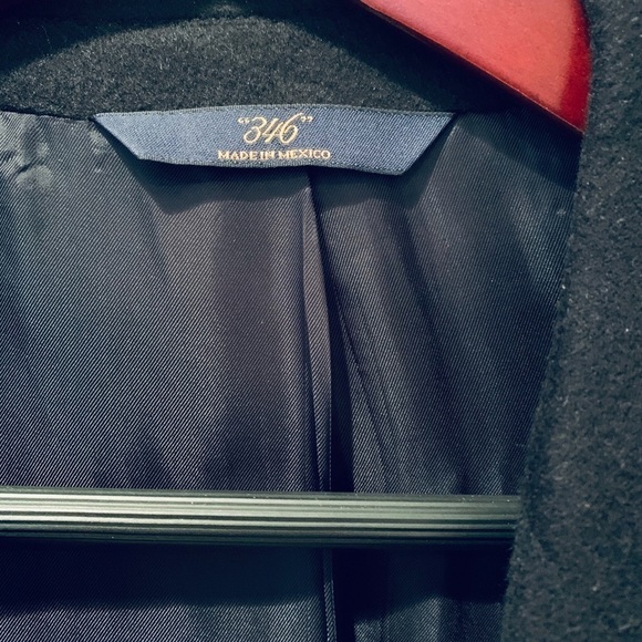 Brooks Brothers 100% Cashmere Sport Coat. - Picture 4 of 16